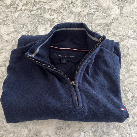 Tommy Hilfiger Classic Quarter Zip Sweater- Navy, Size Large - Picture 2 of 3